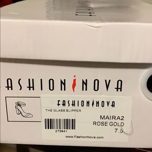 Fashion Nova  Cinderella Pumps